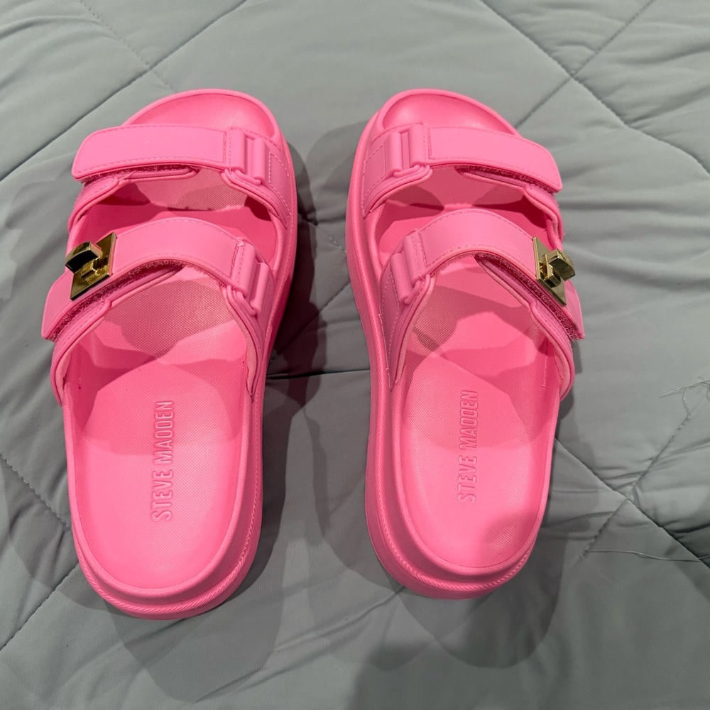 Steve Madden Pink Slide Sandals with Gold Buckle